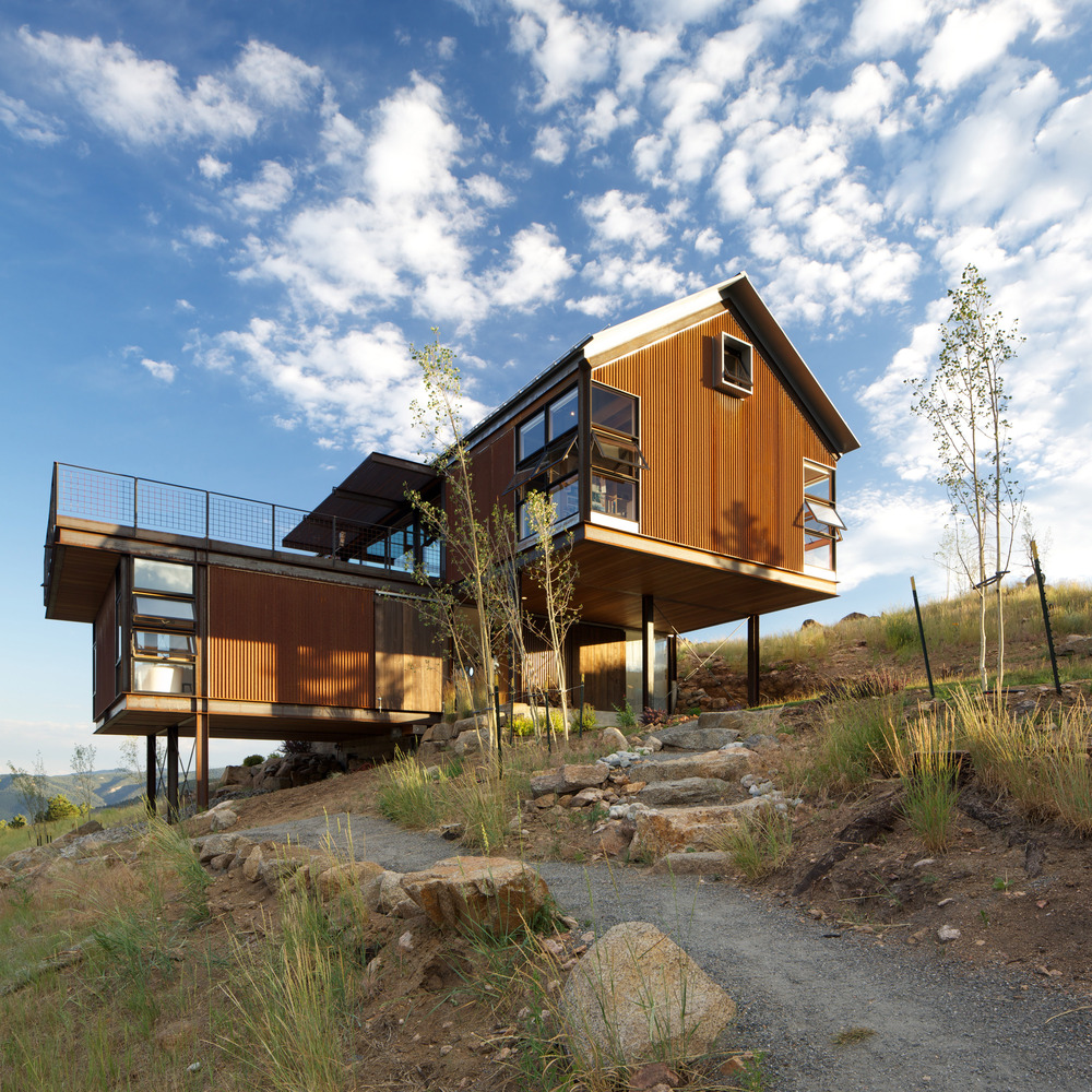 Sunshine Canyon House  Rene del Gaudio