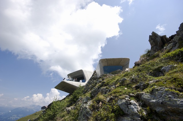 ÷˹ɶɽʹڲ Messner Mountain Museum Corones by ZAHA